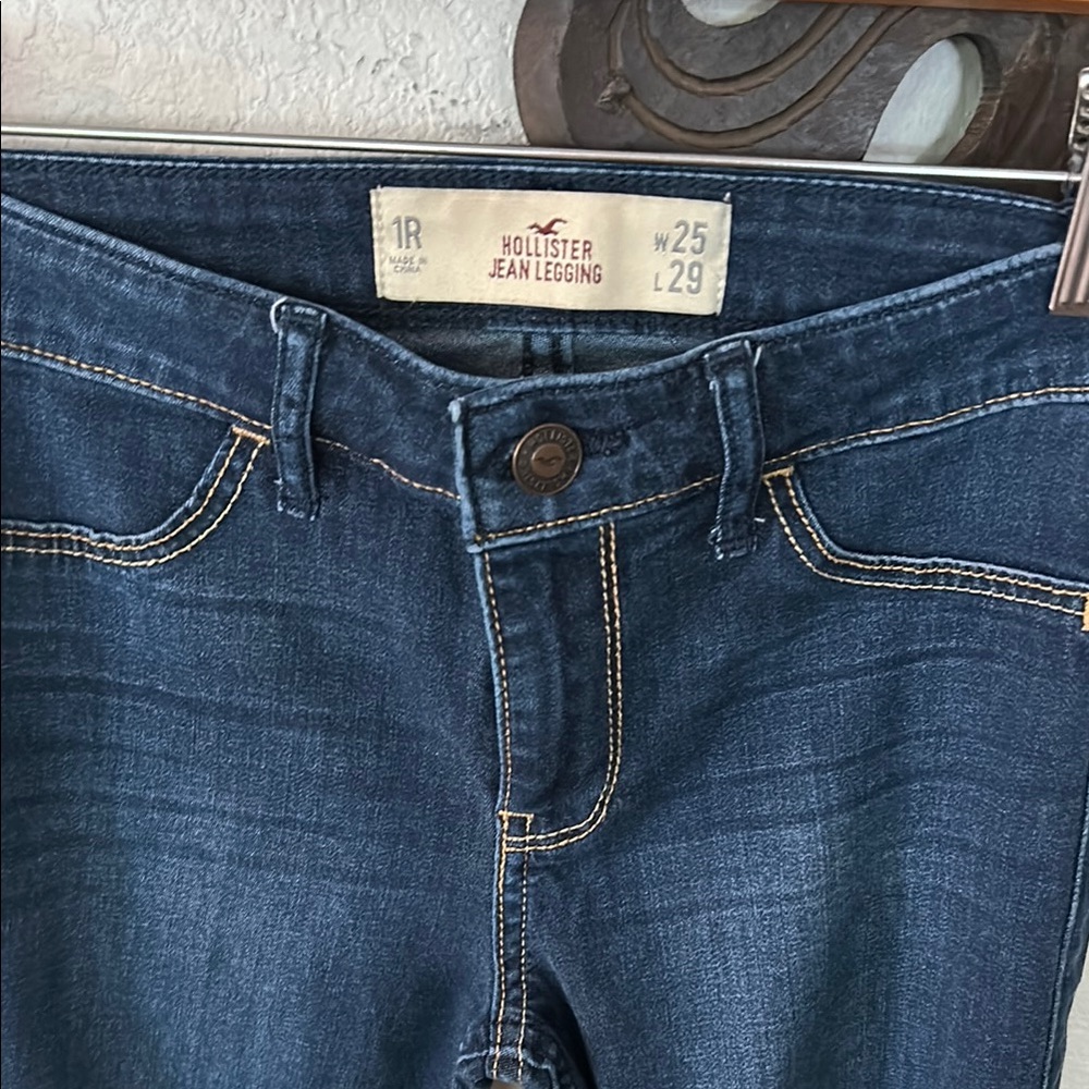 Hollister Dark Blue Jean Leggings Women’s Size 1R - Picture 3 of 7